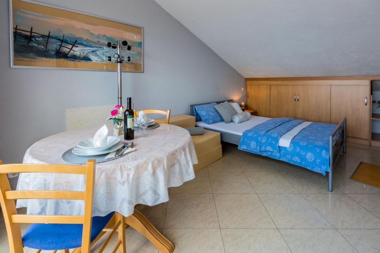 דראמליי Apartments Vanessa מראה חיצוני תמונה