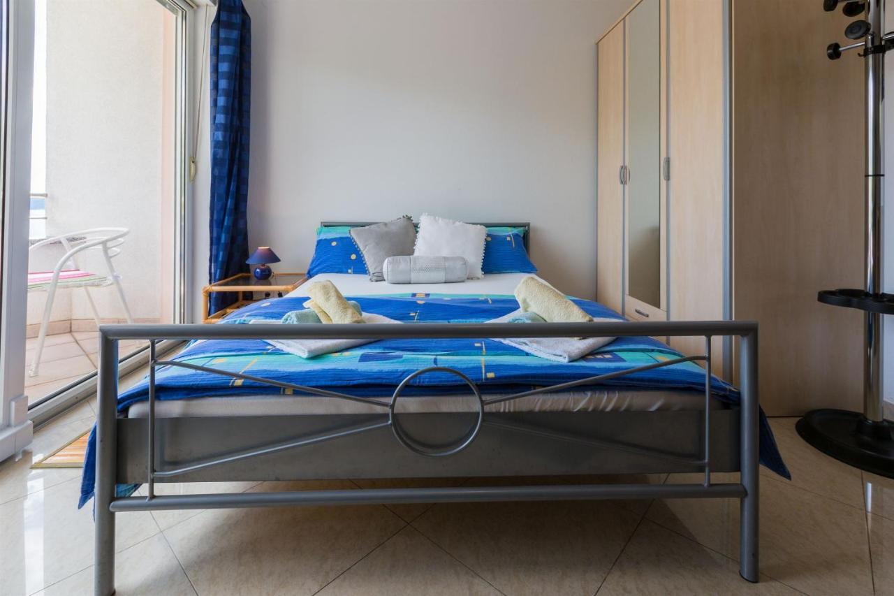 דראמליי Apartments Vanessa מראה חיצוני תמונה